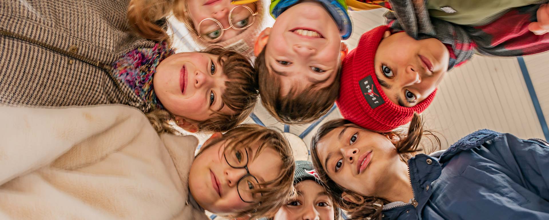 Photo groupe d'enfants